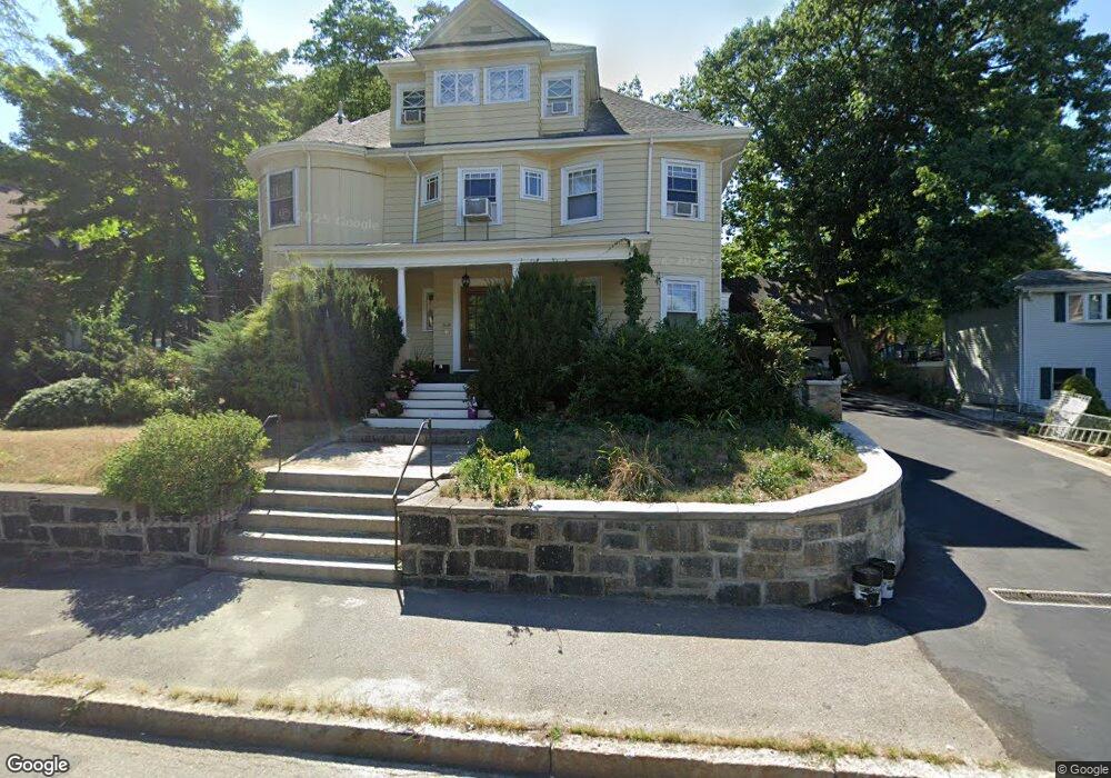 161 Walnut St unit 1, Newtonville, MA 02460 - photo 1