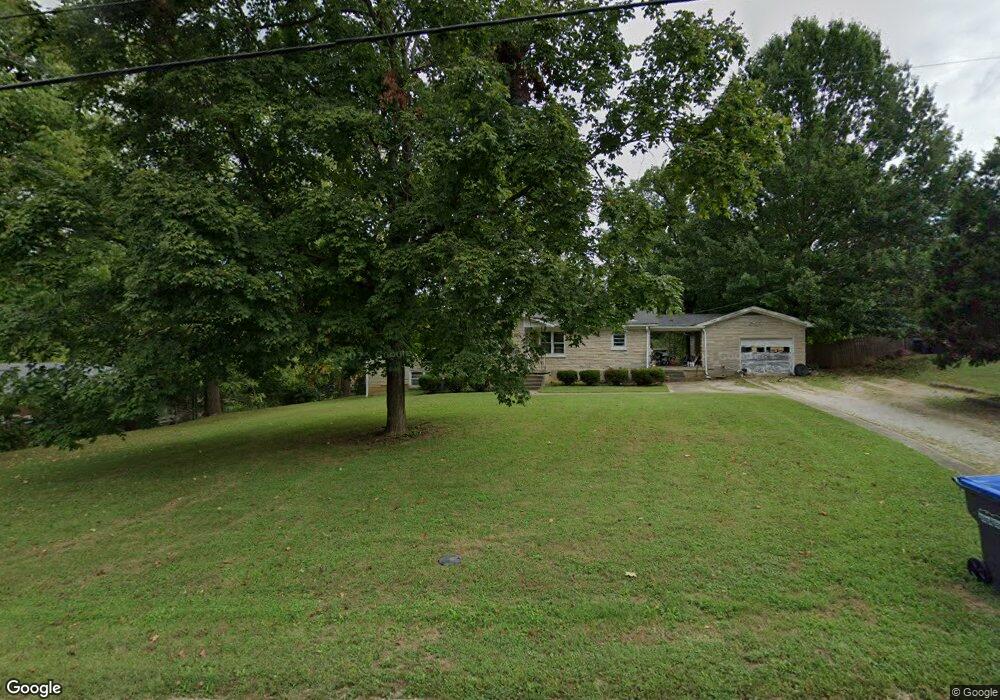 8805 Maple Rd, Louisville, KY 40229 - photo 1