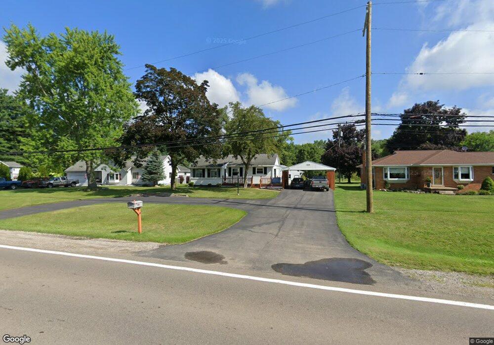 7070 Elizabeth Lake Rd, Waterford, MI 48327 - photo 1