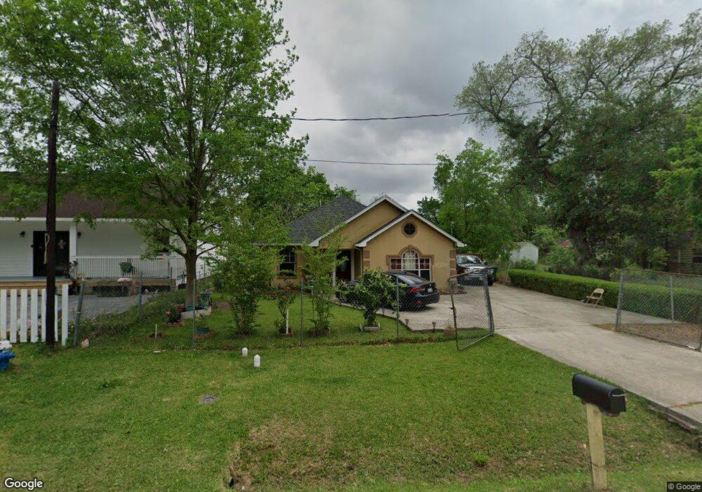 2006 Presley St, Houston, TX 77093 - photo 1