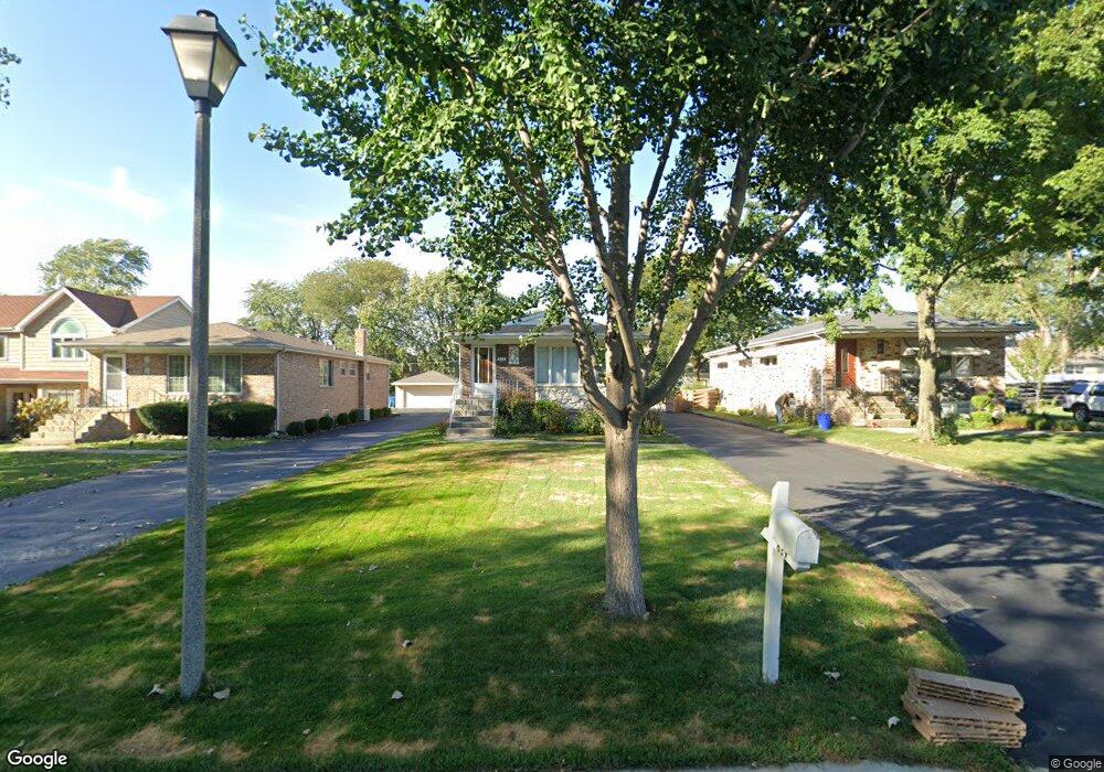 639 W Lorraine Ave, Elmhurst, IL 60126 - photo 1