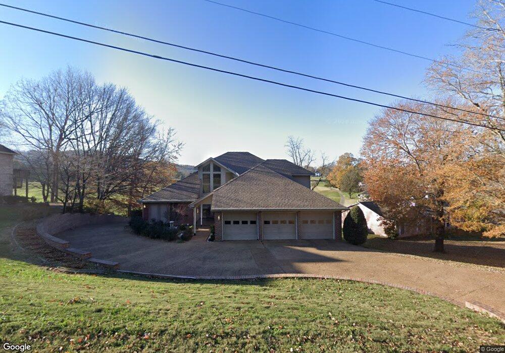 1217 N Plantation Dr, Cookeville, TN 38506 - photo 1