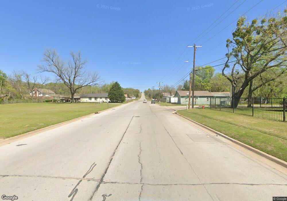 311 N Hickory St, Sapulpa, OK 74066 - photo 1