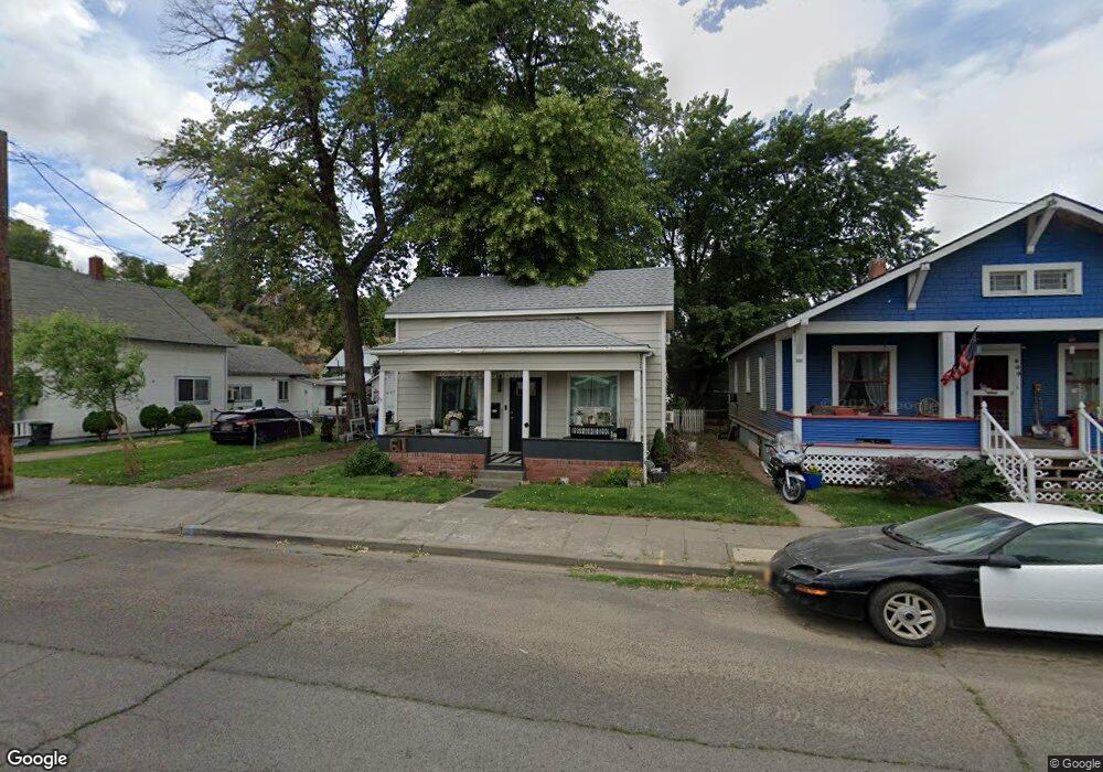 611 SW 4th St, Pendleton, OR 97801 - photo 1