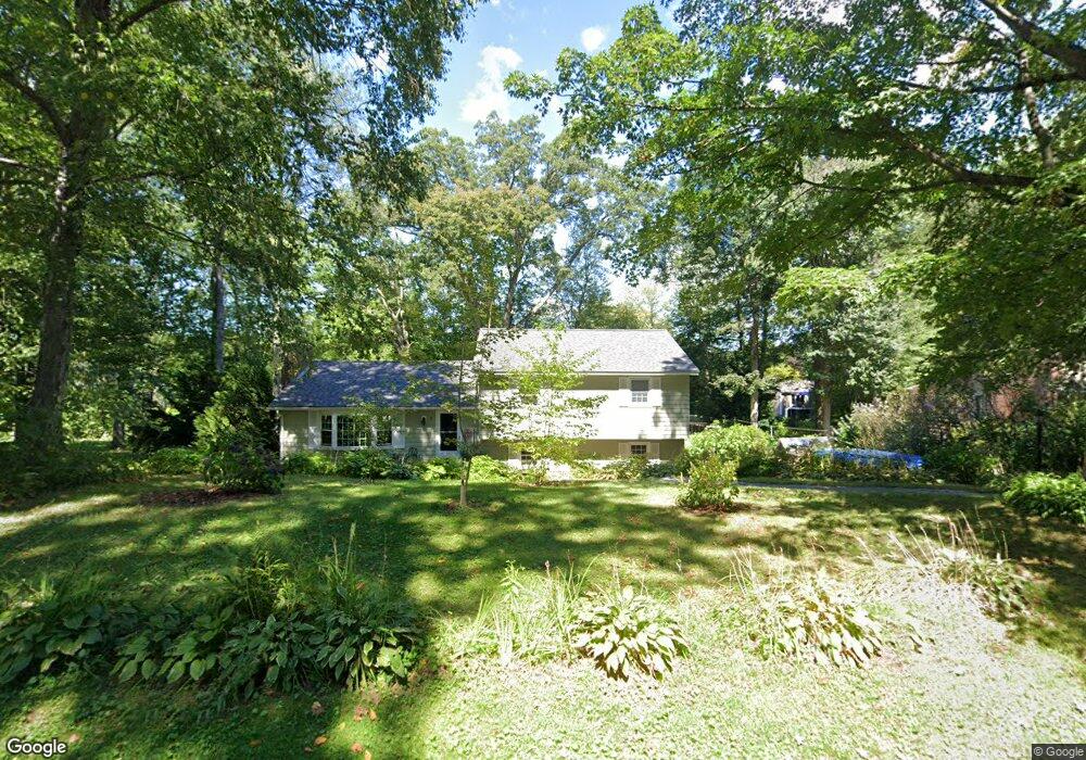 5 Edgewood Terrace, Hadley, MA 01035 - photo 1