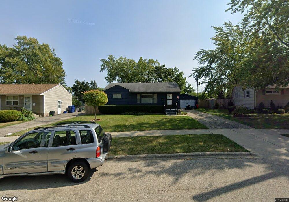 2621 Illini Rd, Waukegan, IL 60087 - photo 1