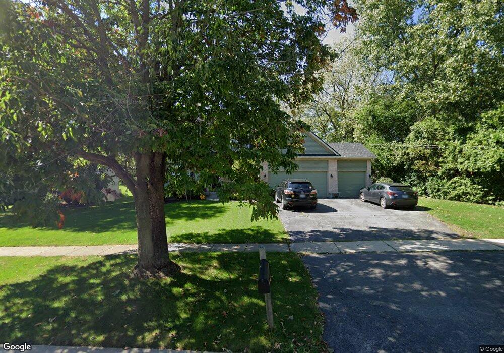 663 S Van Buren St, Batavia, IL 60510 - photo 1