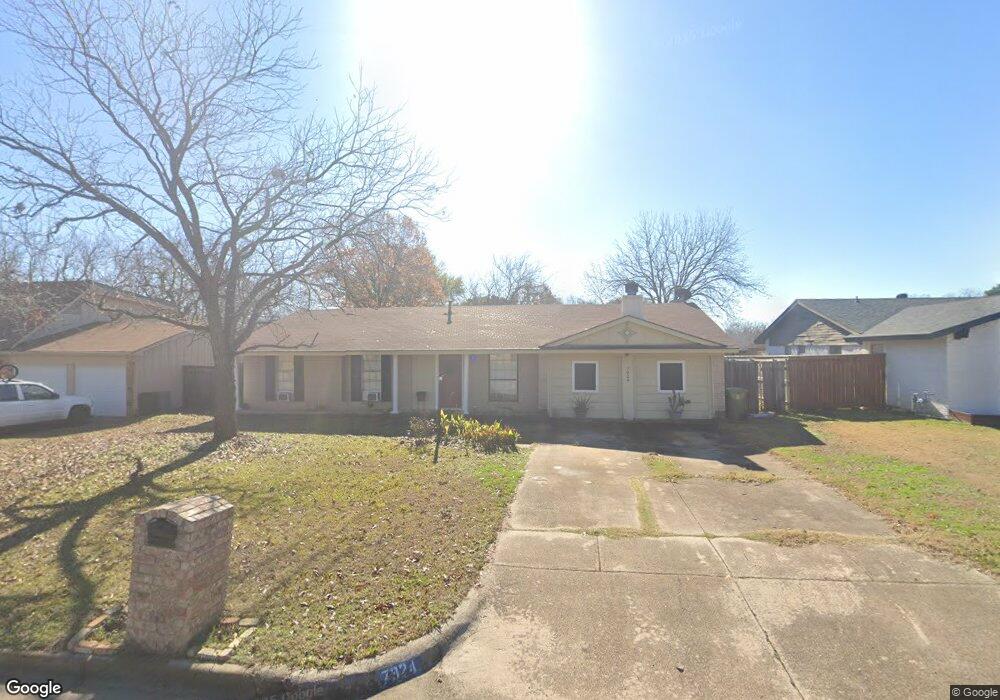 7924 Limerick Ln, North Richland Hills, TX 76180 - photo 1