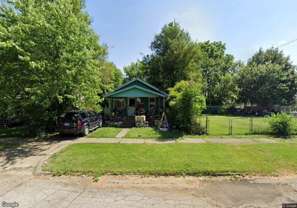 745 SiMcOe Ave, Flint, MI 48507 - photo 1