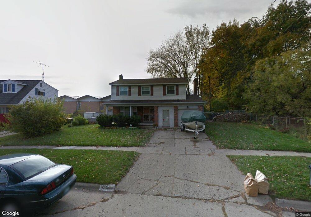 3702 Dolphaine Ln, Flint, MI 48506 - photo 1