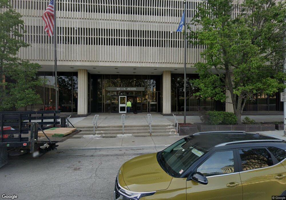 800 SW Jackson St, Topeka, KS 66612 - photo 1