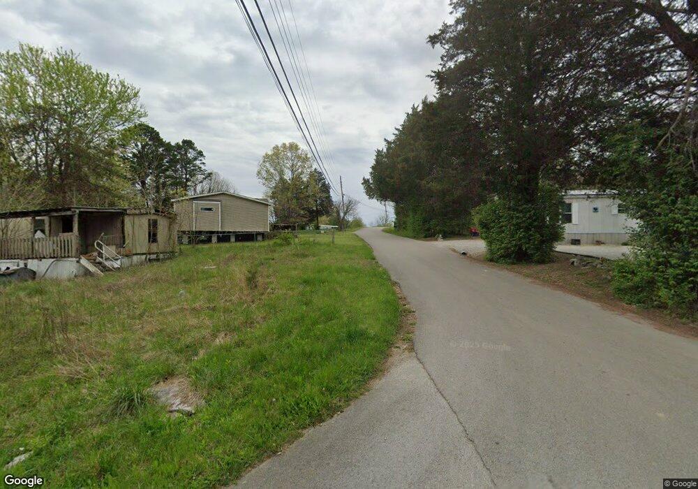 402 Cordell Dr, Burnside, KY 42519 - photo 1