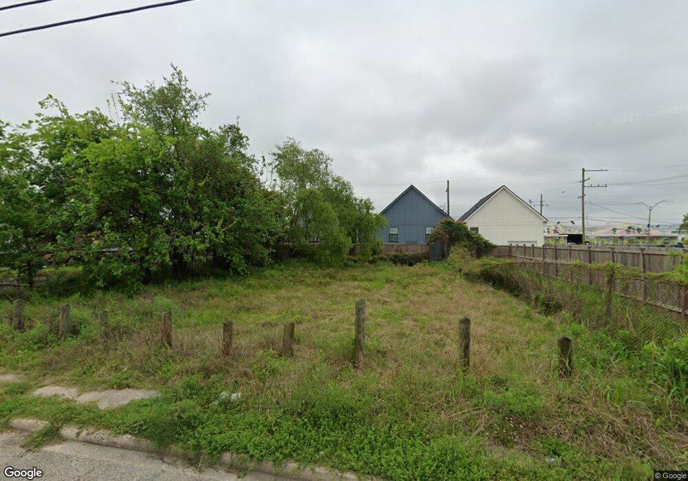 3951 Metropolitan St, New Orleans, LA 70126 - photo 1