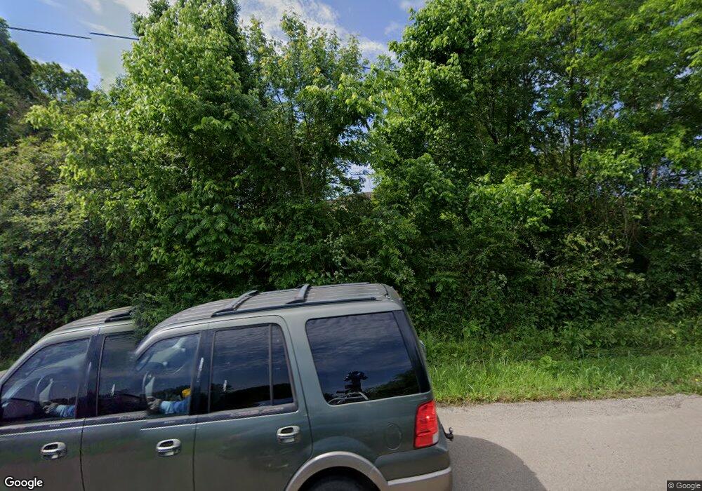 2139 Sims Rd, Shelbyville, TN 37160 - photo 1