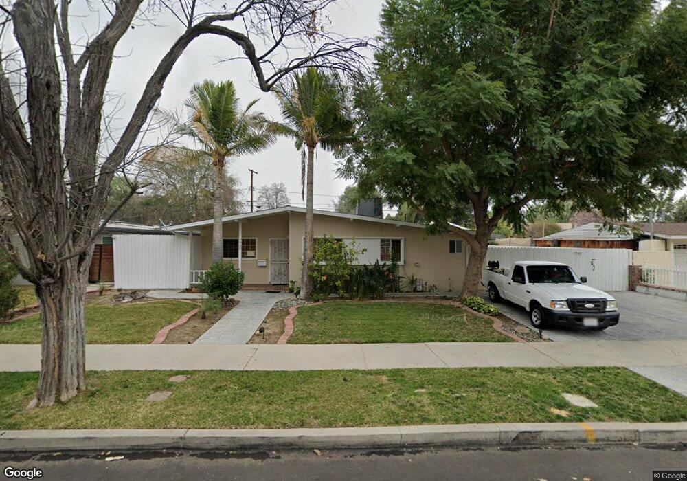 7700 Bothwell Rd, Reseda, CA 91335 - photo 1