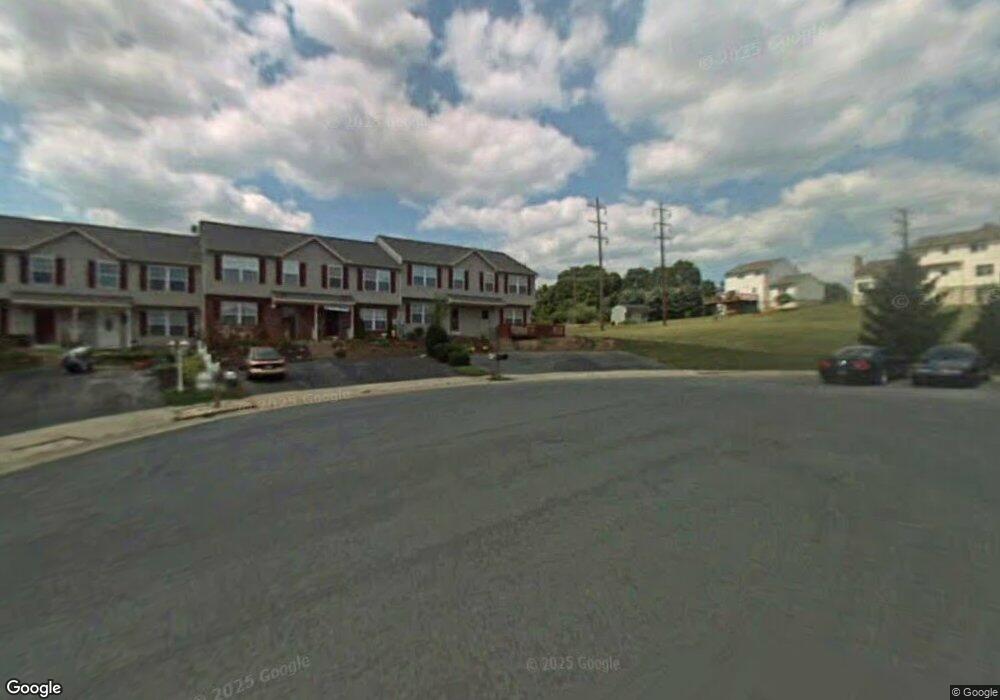 6 Red Tail Ct, Hamburg, PA 19526 - photo 1