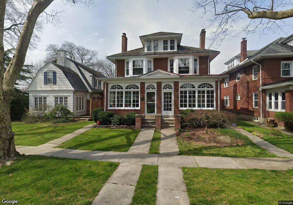 2219 W Allen St, Allentown, PA 18104 - photo 1