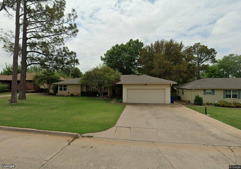 1108 Crescent Dr, Duncan, OK 73533 - photo 1