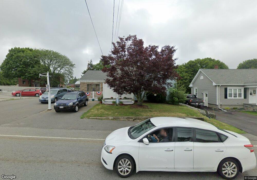 452 Read St, Somerset, MA 02726 - photo 1