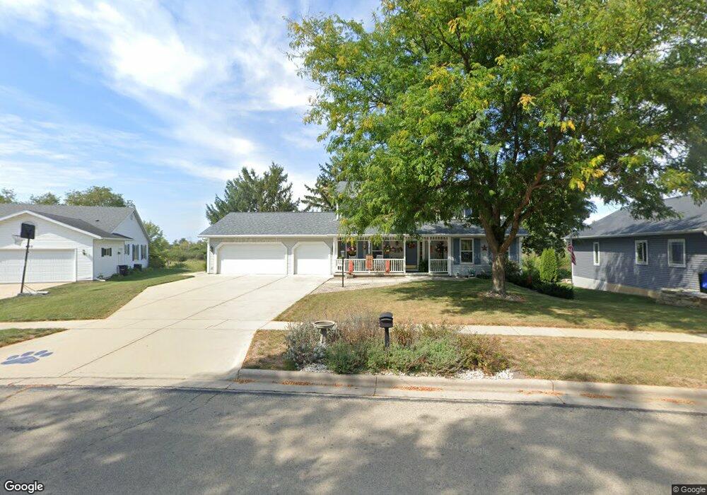 415 Bowlavard Ave, Belleville, WI 53508 - photo 1