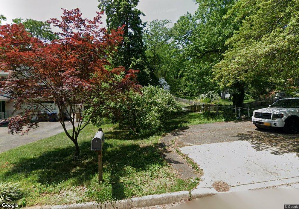 7028 Swain Dr, Alexandria, VA 22306 - photo 1