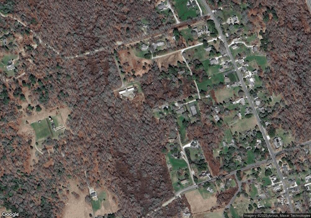 34 Robbins Rd, Westport, MA 02790 - photo 1