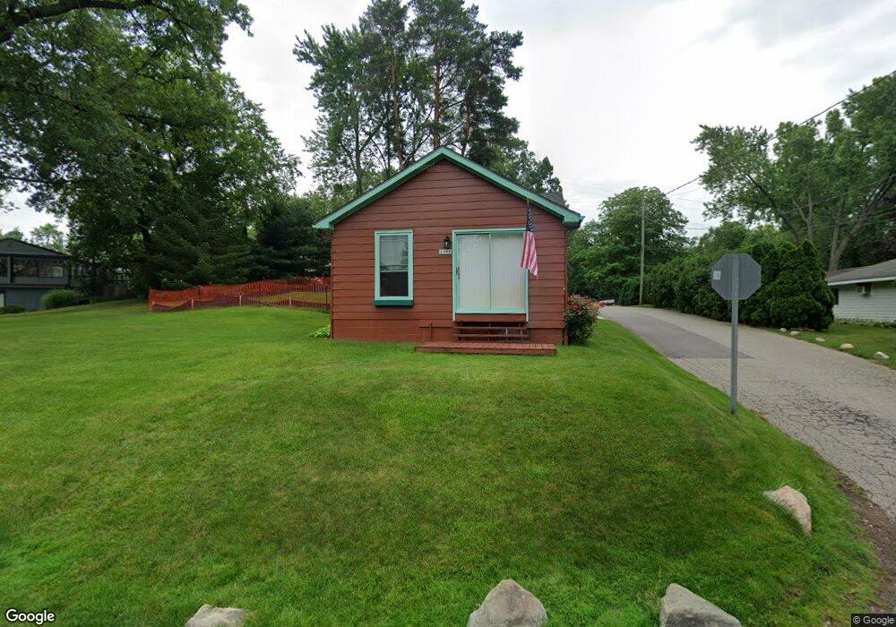 6949 Colony Dr, West Bloomfield, MI 48323 - photo 1