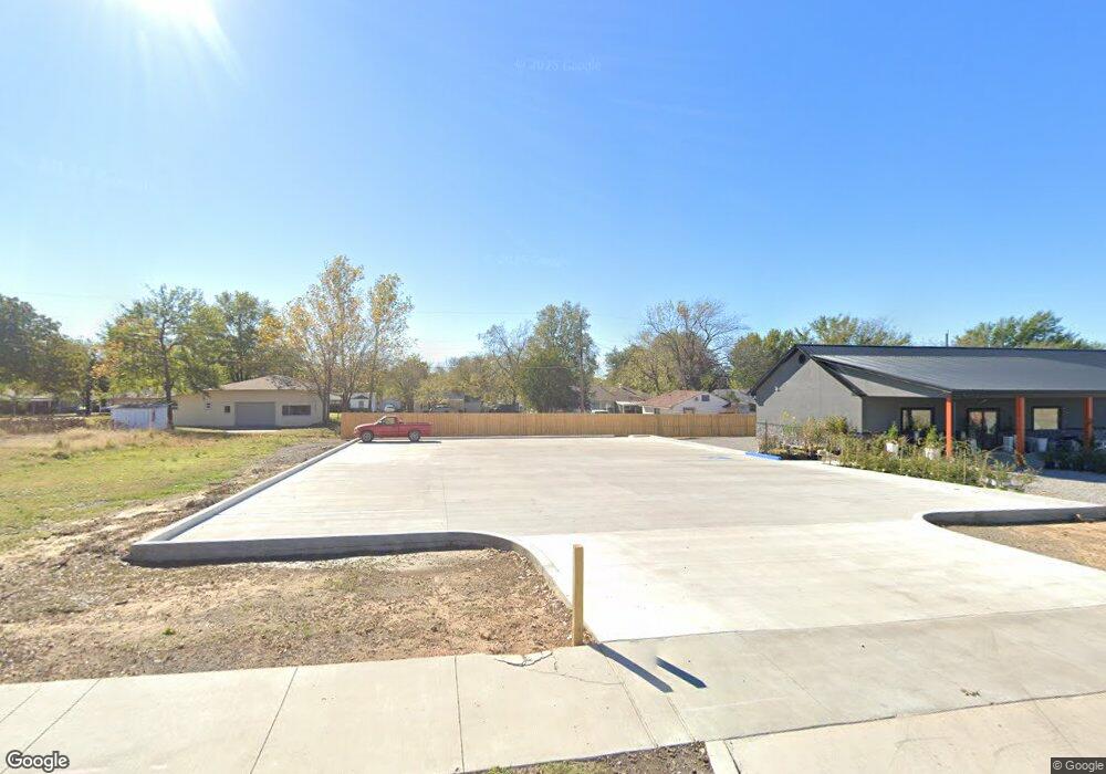 1210 E Wade Watts Ave, McAlester, OK 74501 - photo 1