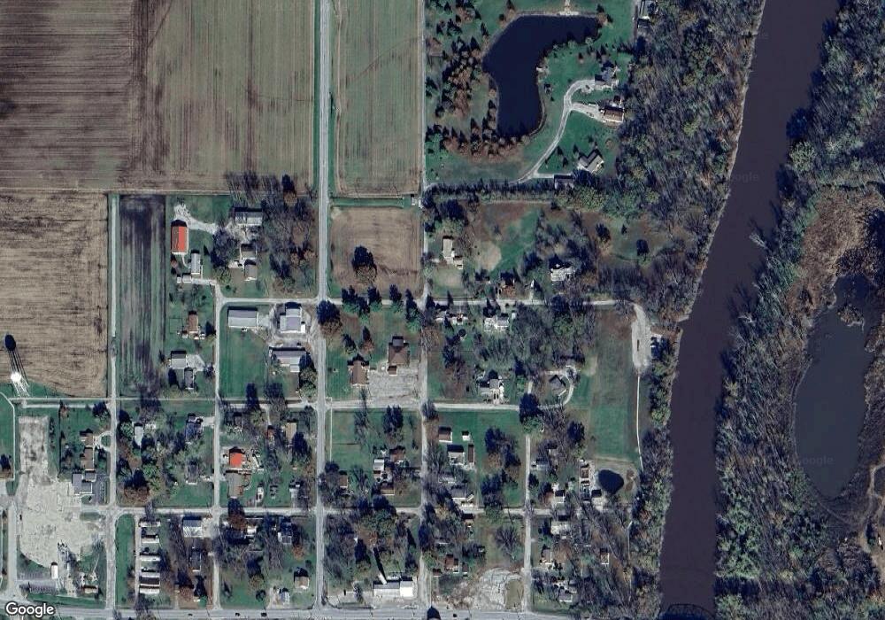 2224 N 2nd St, Mascoutah, IL 62258 - photo 1