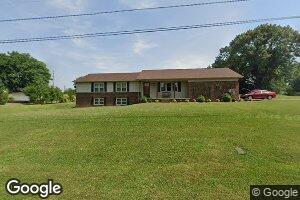 533 Taylor St, Bruceton, TN 38317