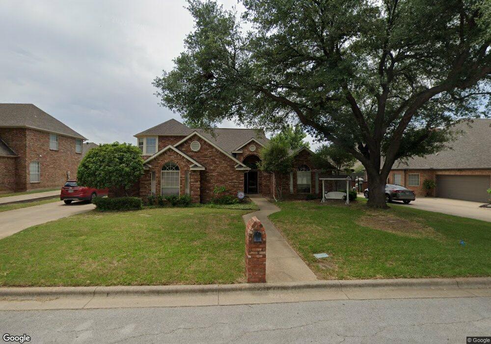337 Shadow Wood Ln, Hurst, TX 76054 - photo 1