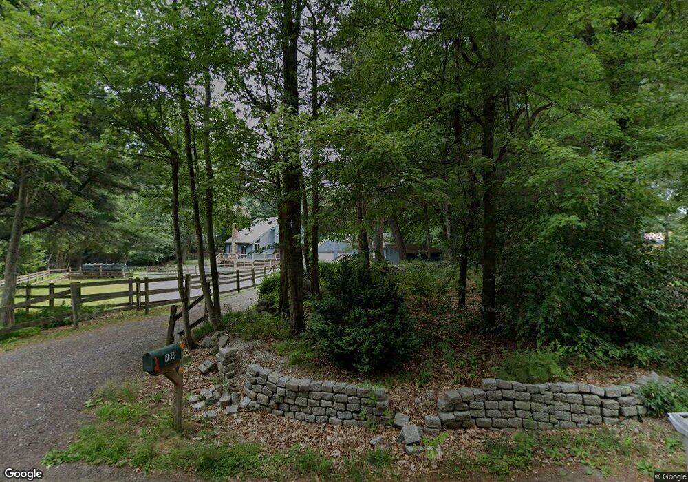 706 Adams St, Holliston, MA 01746 - photo 1