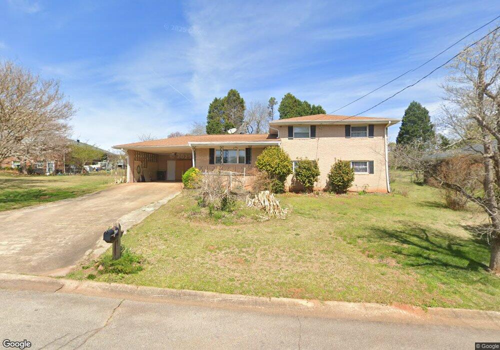 2026 Pinecrest Dr, Morrow, GA 30260 - photo 1