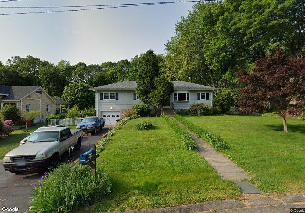 60 Leffert Rd, Trumbull, CT 06611 - photo 1