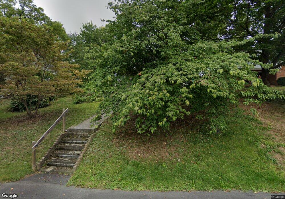 460 Locust Ave, Waynesboro, VA 22980 - photo 1