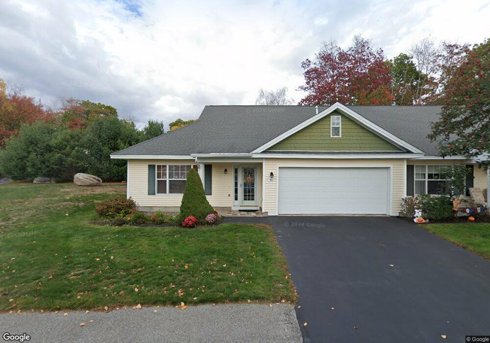 31 Macintosh Ln, Old Orchard Beach, ME 04064 - photo 1