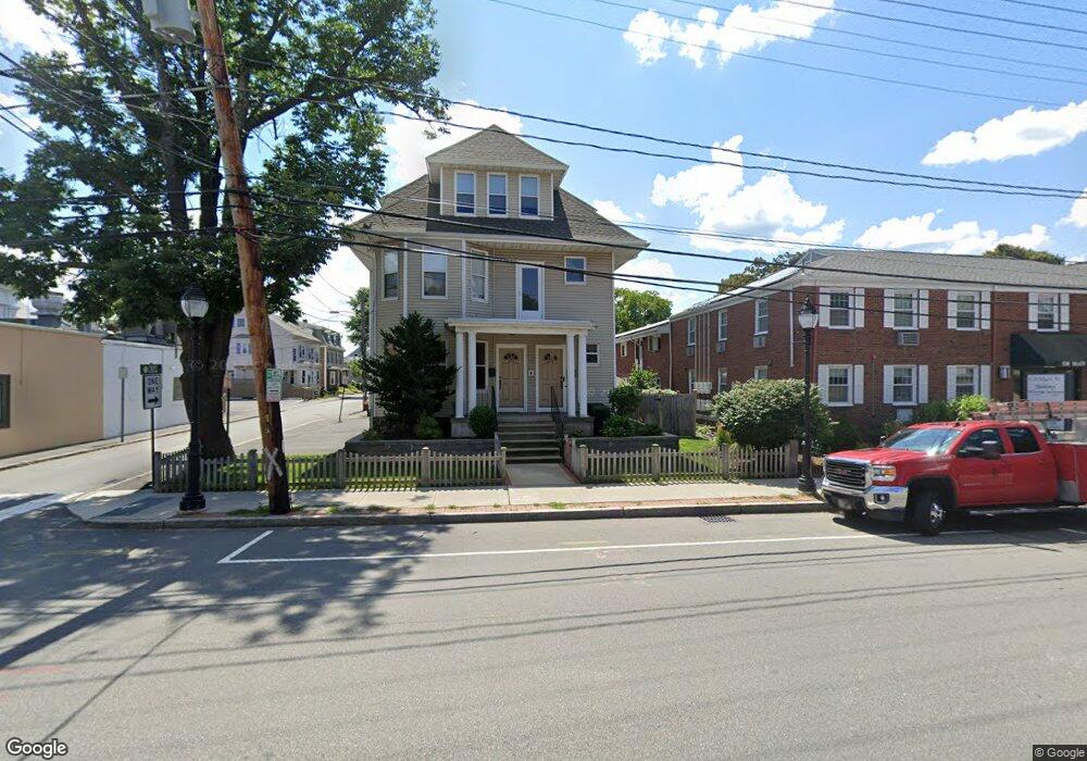 512 Main St unit 1, Waltham, MA 02452 - photo 1