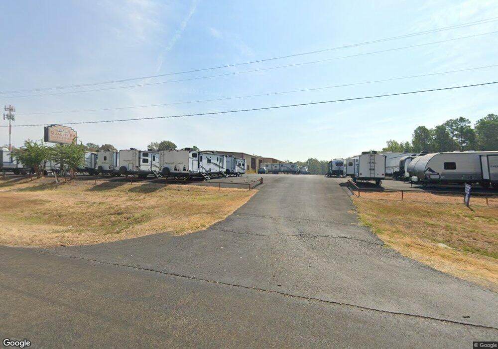 402 NW Stallings Dr, Nacogdoches, TX 75964 - photo 1