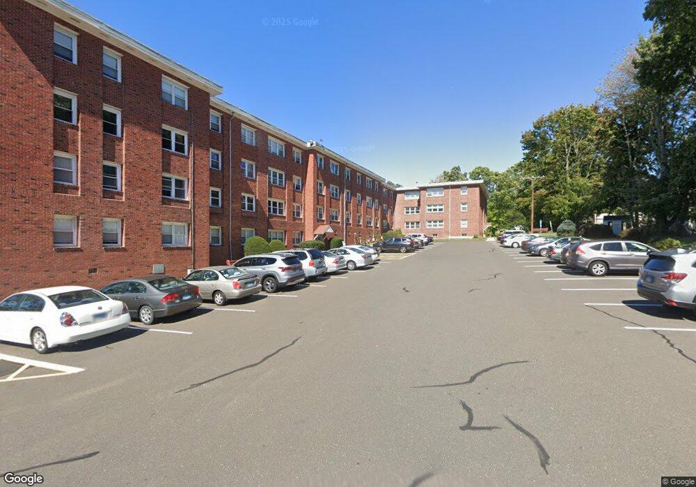 41 Jones Hill Rd unit 301, West Haven, CT 06516 - photo 1