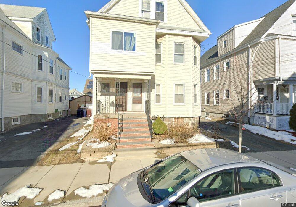 35 Hosmer St, Everett, MA 02149 - photo 1