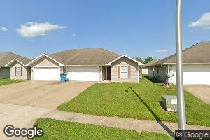 1136 S Clifton Ave, Springfield, MO 65802