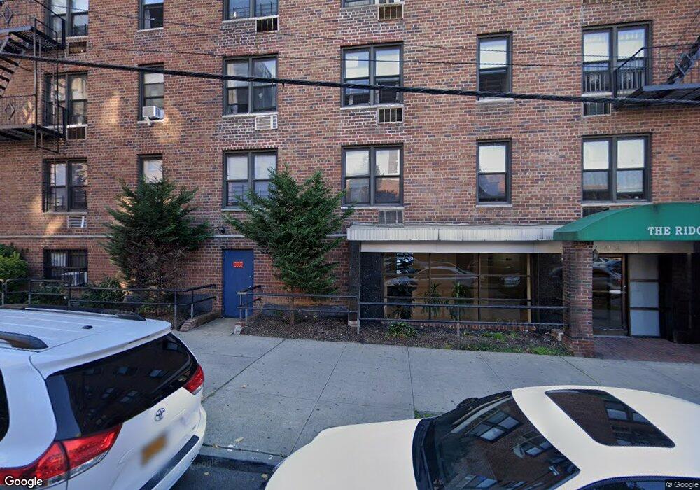 41-34 Frame Place unit 4C, Flushing, NY 11355 - photo 1