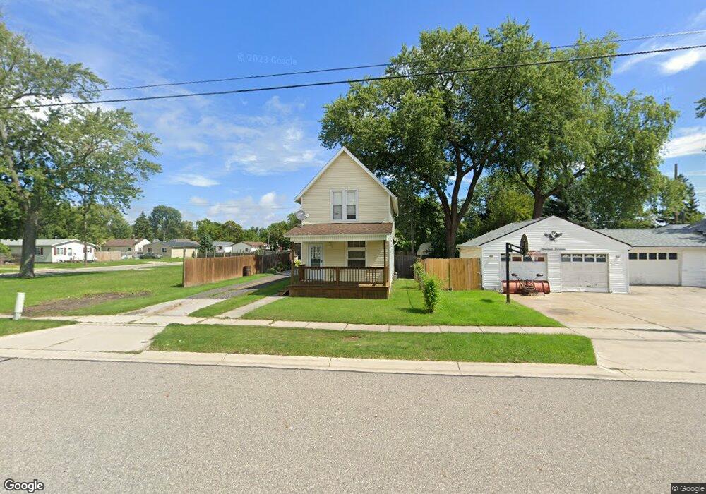 2300 Minnie St unit 2309, Port Huron, MI 48060 - photo 1