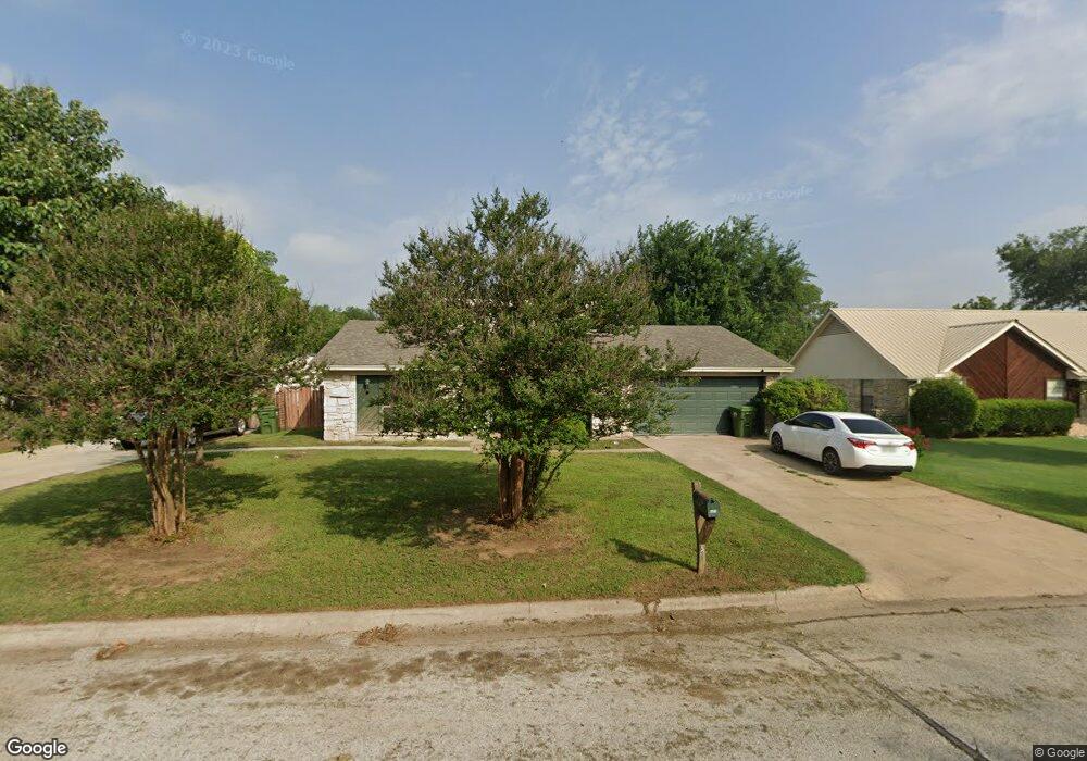 401 Jean Dr, Springtown, TX 76082 - photo 1