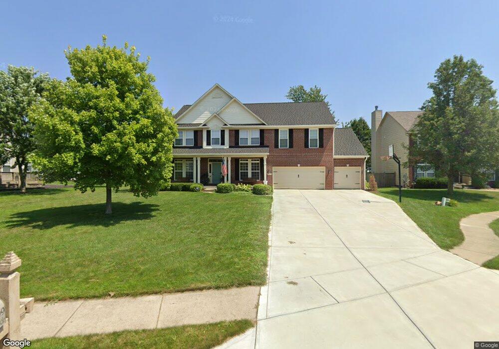 13609 Auburn Springs Cir, Fishers, IN 46038 - photo 1
