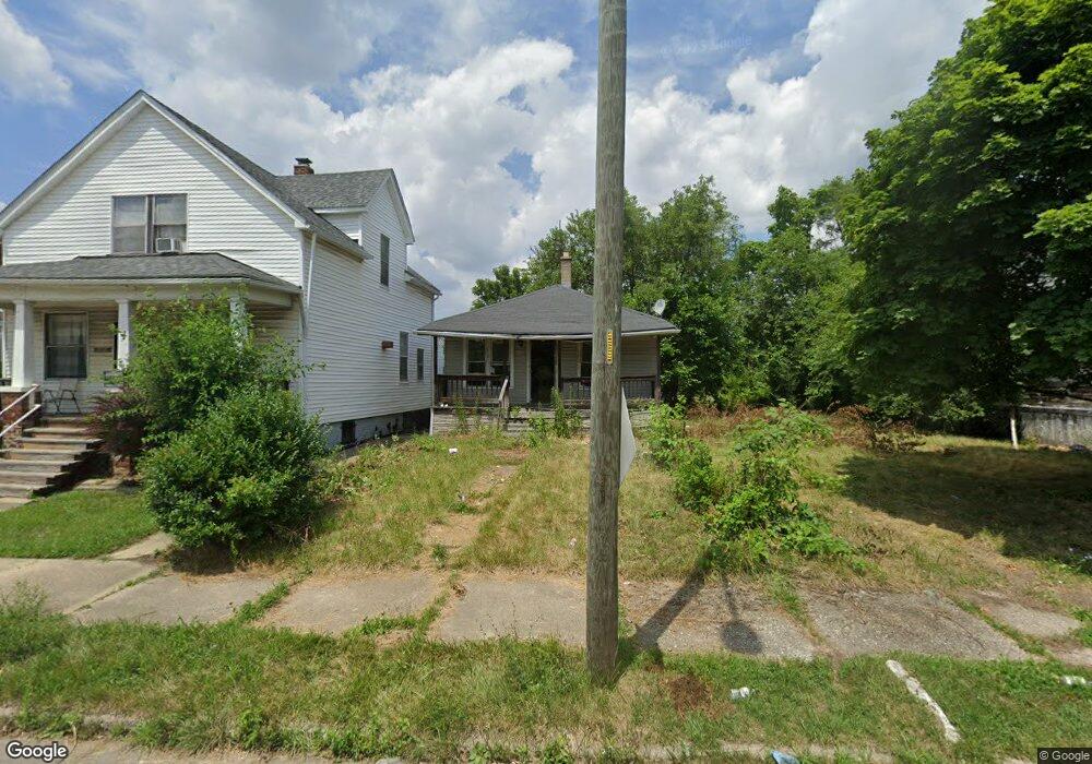 2021 Burnside St, HamtraMcK, MI 48212 - photo 1