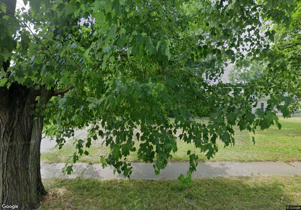 118 N 15th St, Terre Haute, IN 47807 - photo 1