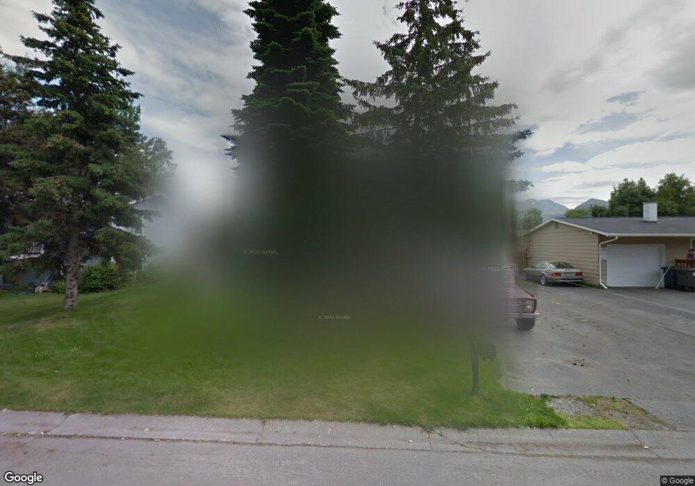 2837 Glacier St, Anchorage, AK 99508 - photo 1