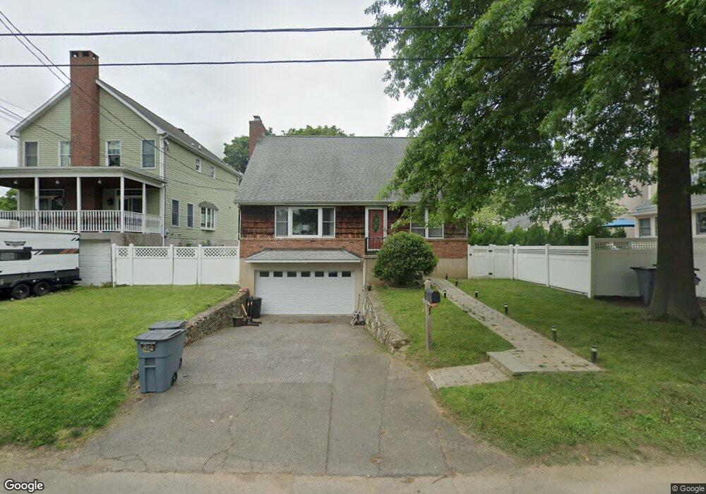 5 Garden Place, Greenwich, CT 06831 - photo 1