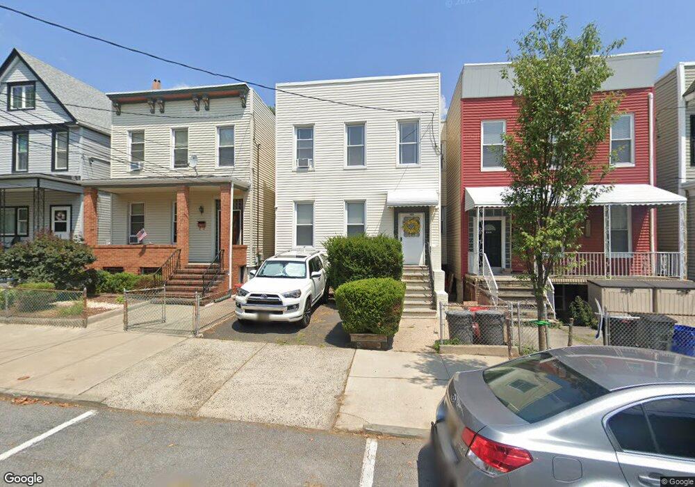 126 Dodd St unit 2, Weehawken, NJ 07086 - photo 1